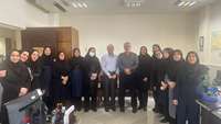 تبریک معاون بهداشت به ماماهای شاغل در معاونت بهداشتی با حضور در محل کار کارکنان 